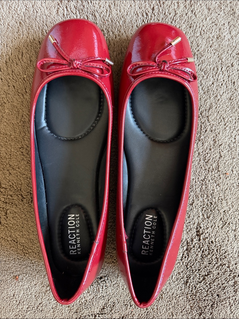 Kenneth Cole Reaction Women's Red Patent Ballet Flats with Bow
